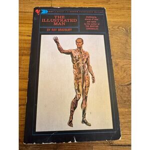 Illustrated Man Ray Bradbury paperback book